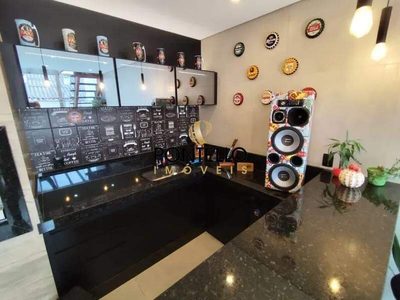 Casa, 3 quartos, 168 m² - Foto 2