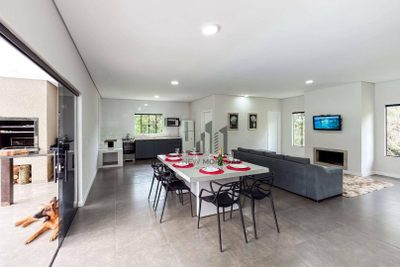 Chácara, 5 quartos, 5700 m² - Foto 2