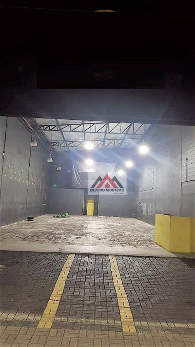 Loja-Salão, 240 m² - Foto 1