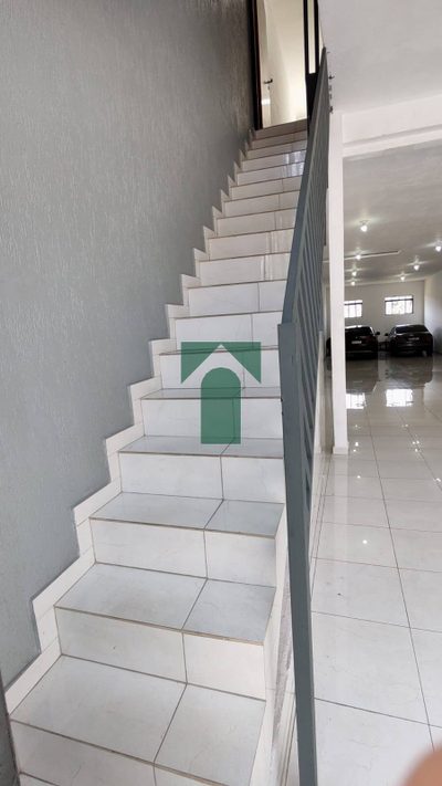 Sobrado, 2 quartos, 280 m² - Foto 2