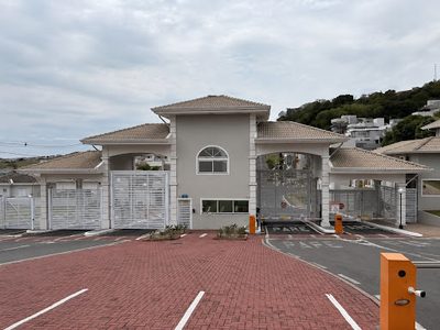 Casa, 3 quartos, 227 m² - Foto 1
