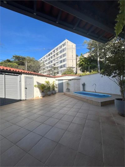 Sobrado, 3 quartos, 227 m² - Foto 3
