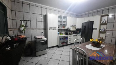 Casa, 2 quartos, 184 m² - Foto 3