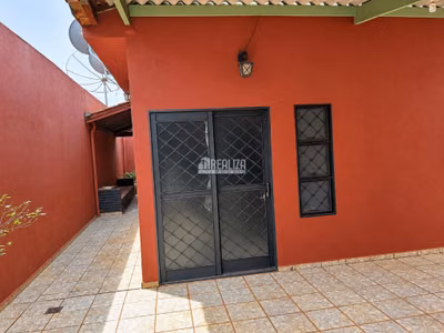 Casa, 3 quartos, 122 m² - Foto 1