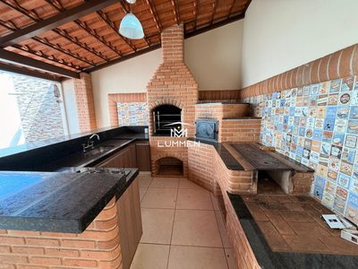 Casa, 3 quartos, 250 m² - Foto 1