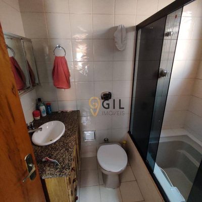 Casa, 3 quartos, 195 m² - Foto 3