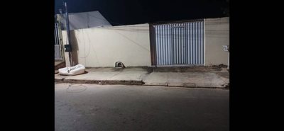 Casa, 2 quartos, 200 m² - Foto 2