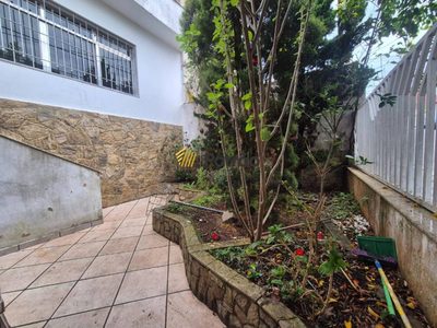 Casa, 4 quartos, 221 m² - Foto 1
