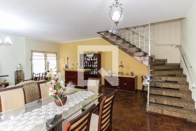Casa, 4 quartos, 250 m² - Foto 2