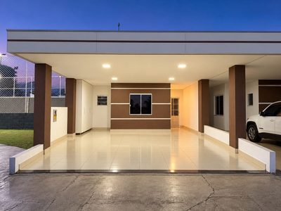 Casa, 3 quartos, 135 m² - Foto 1