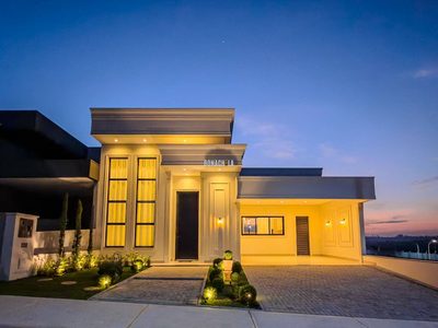 Casa, 3 quartos, 193 m² - Foto 1