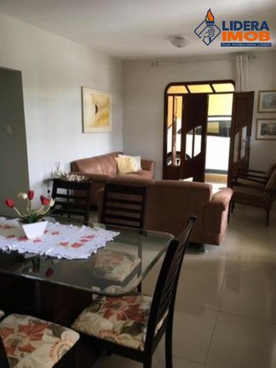 Casa, 3 quartos, 220 m² - Foto 1