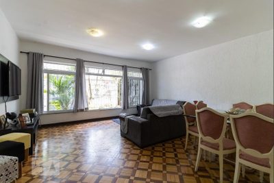 Casa, 3 quartos, 300 m² - Foto 1