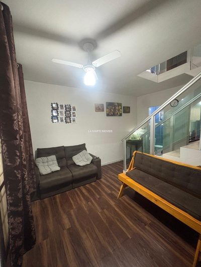 Casa, 2 quartos, 55 m² - Foto 1