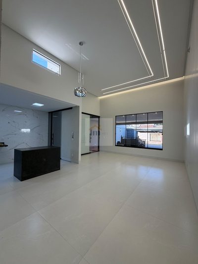 Casa, 3 quartos, 156 m² - Foto 1