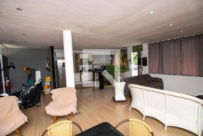 Casa, 2 quartos, 176 m² - Foto 2