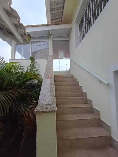 Casa, 4 quartos, 168 m² - Foto 2