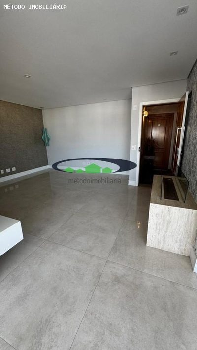 Casa, 3 quartos, 126 m² - Foto 2