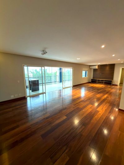 Apartamento, 3 quartos, 247 m² - Foto 1