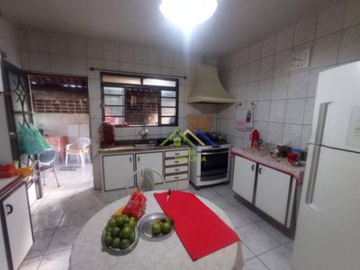 Casa, 3 quartos, 229 m² - Foto 5