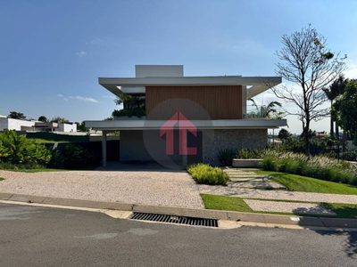 Casa de Condomínio, 4 quartos - Foto 1