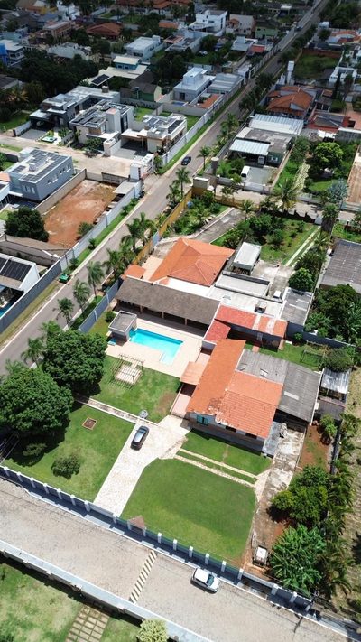 Casa, 4 quartos, 308 m² - Foto 1