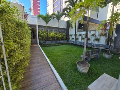 Casa, 1 quarto, 231 m² - Foto 1