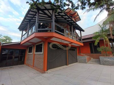 Casa, 3 quartos, 250 m² - Foto 2