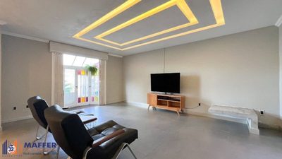 Casa, 3 quartos, 236 m² - Foto 1
