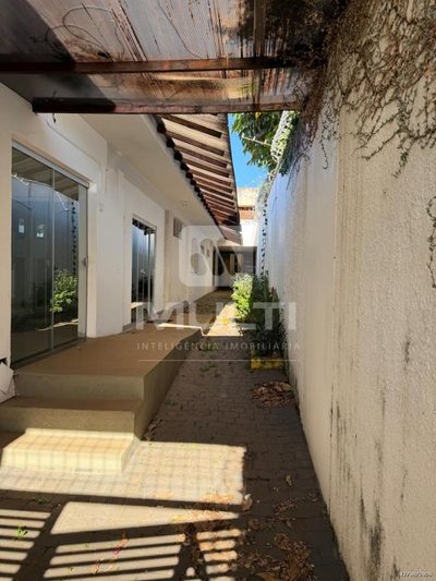 Casa, 5 quartos, 381 m² - Foto 1