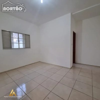 Casa, 4 quartos, 250 m² - Foto 4