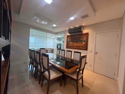 Apartamento, 3 quartos, 220 m² - Foto 2