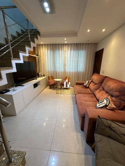 Sobrado, 3 quartos, 242 m² - Foto 2