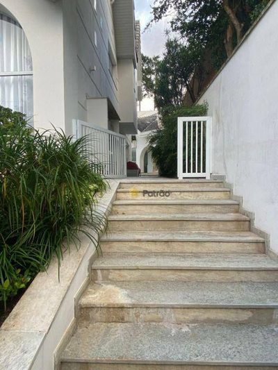 Sobrado, 2 quartos, 461 m² - Foto 4