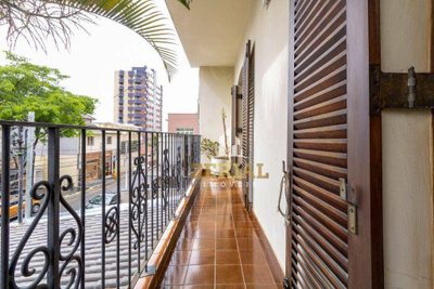 Casa, 3 quartos, 259 m² - Foto 1