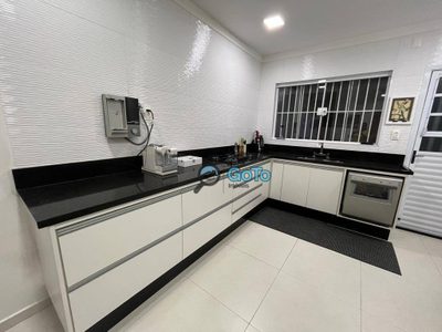 Sobrado, 3 quartos, 158 m² - Foto 1