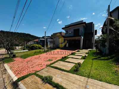 Casa, 3 quartos, 220 m² - Foto 2