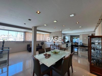 Cobertura, 3 quartos, 200 m² - Foto 1