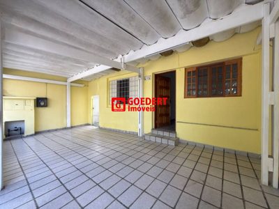 Casa, 3 quartos, 190 m² - Foto 1