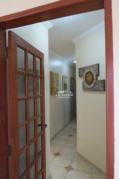 Casa, 3 quartos, 220 m² - Foto 4
