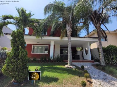 Casa, 4 quartos, 205 m² - Foto 1