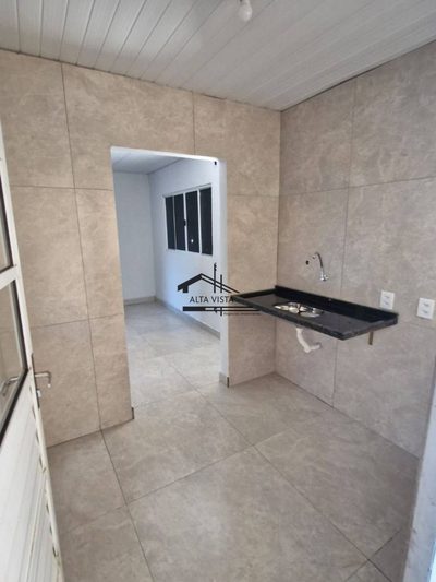 Casa, 2 quartos, 44 m² - Foto 3