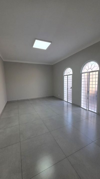 Casa, 3 quartos, 200 m² - Foto 4