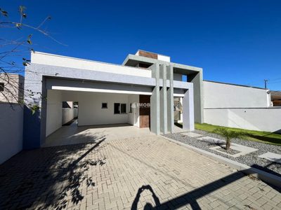 Casa, 3 quartos, 172 m² - Foto 1