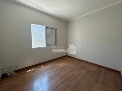 Casa, 3 quartos, 180 m² - Foto 1