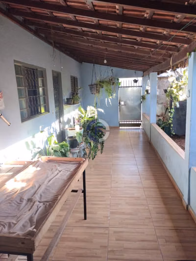 Casa, 1 quarto, 180 m² - Foto 1