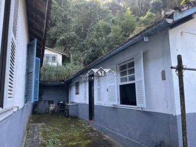 Casa, 6 quartos, 200 m² - Foto 1