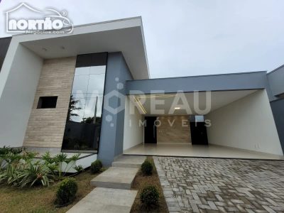 Casa, 4 quartos, 178 m² - Foto 1