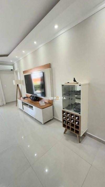 Casa, 3 quartos, 288 m² - Foto 3