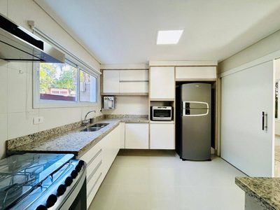 Casa, 5 quartos, 285 m² - Foto 3
